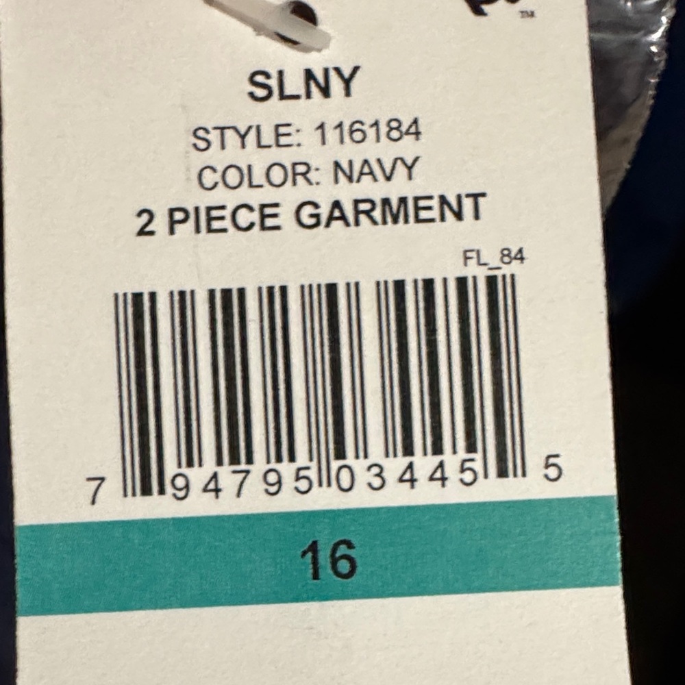 S.L. Fashions Women's- New with tags - Picture 5 of 8